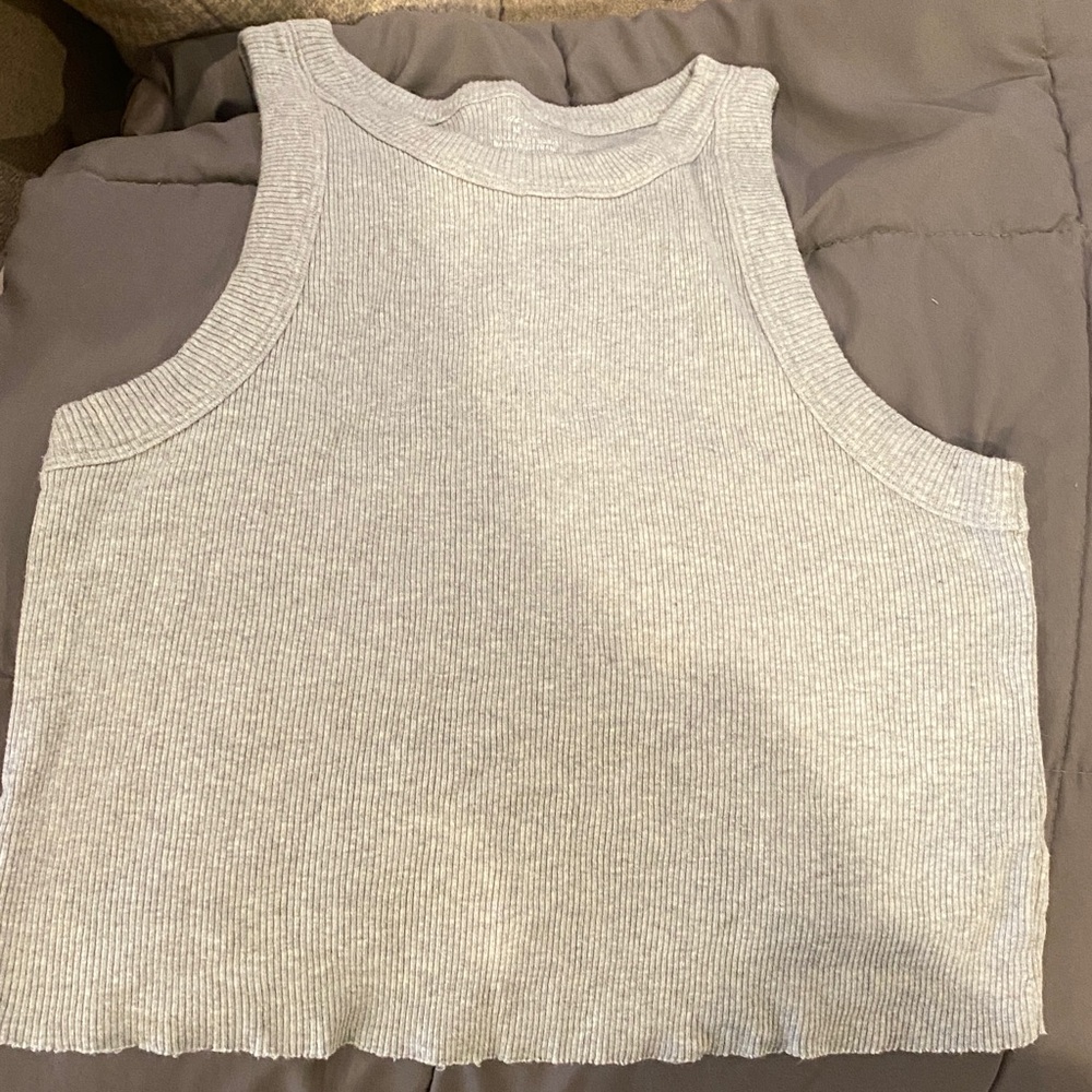 Bundle of Ribbed Sleeveless Top - Picture 6 of 7